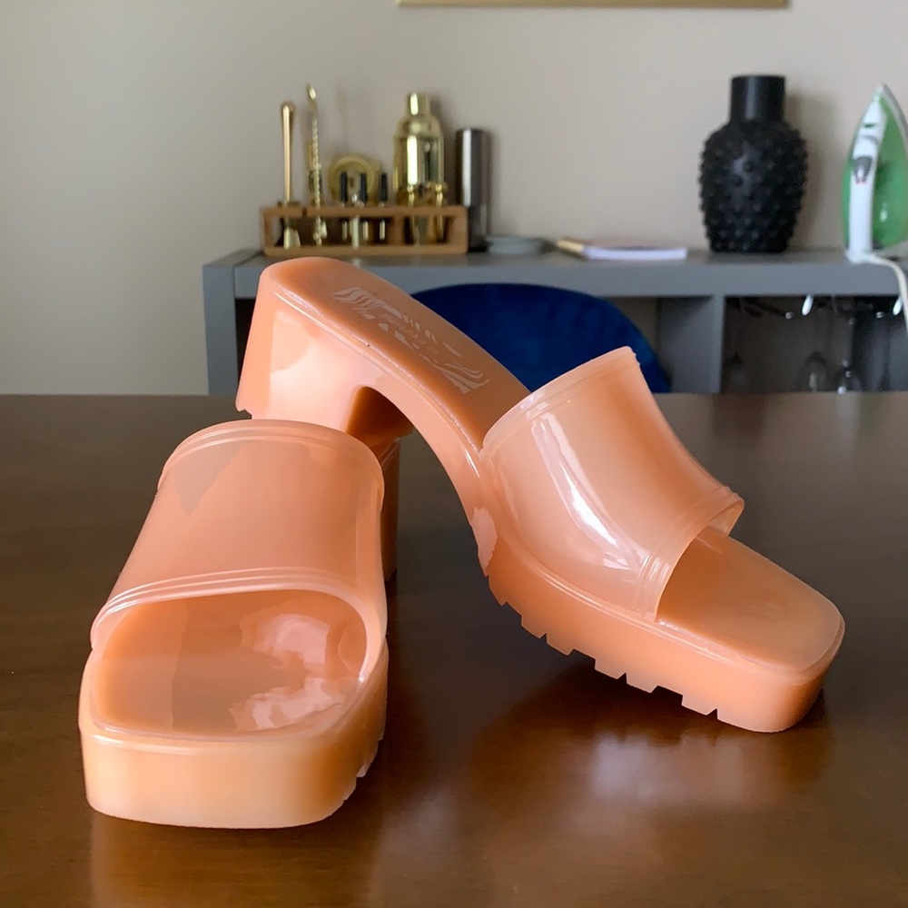 Peach Jelly Sandal